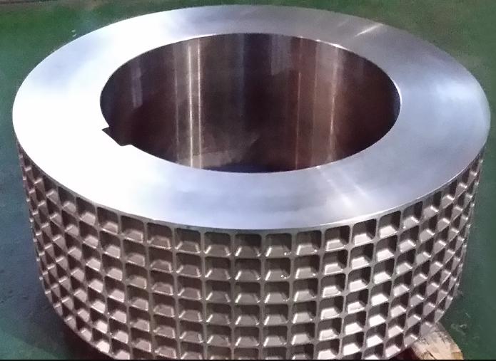 壓球機壓輥材質(zhì)如何選擇更合適